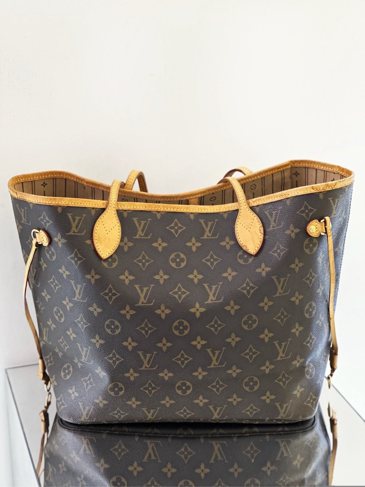 Louis Vuitton - Neverfull - Leather - Brown - (medium)