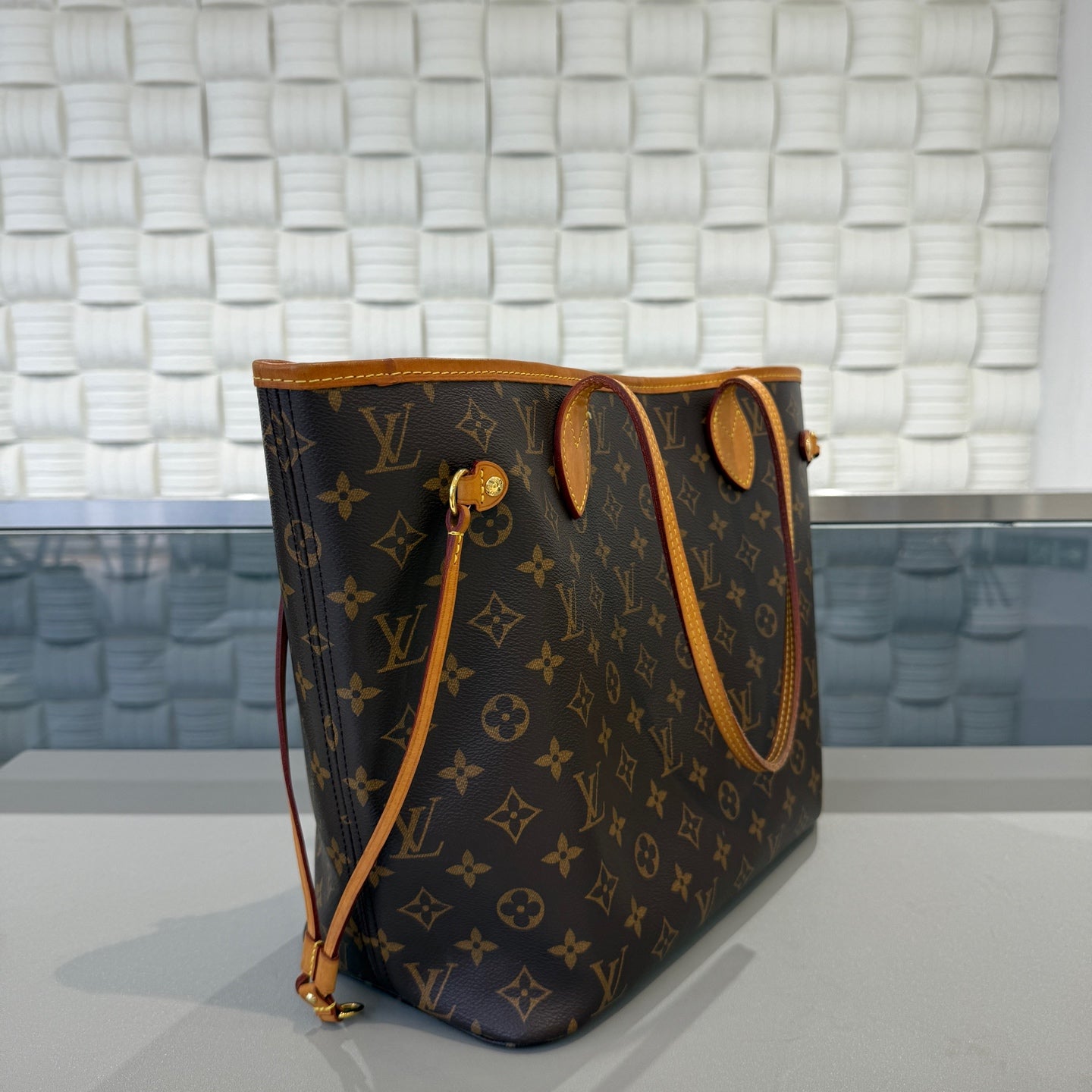 Louis Vuitton - Neverfull - Leather - Brown - (medium)