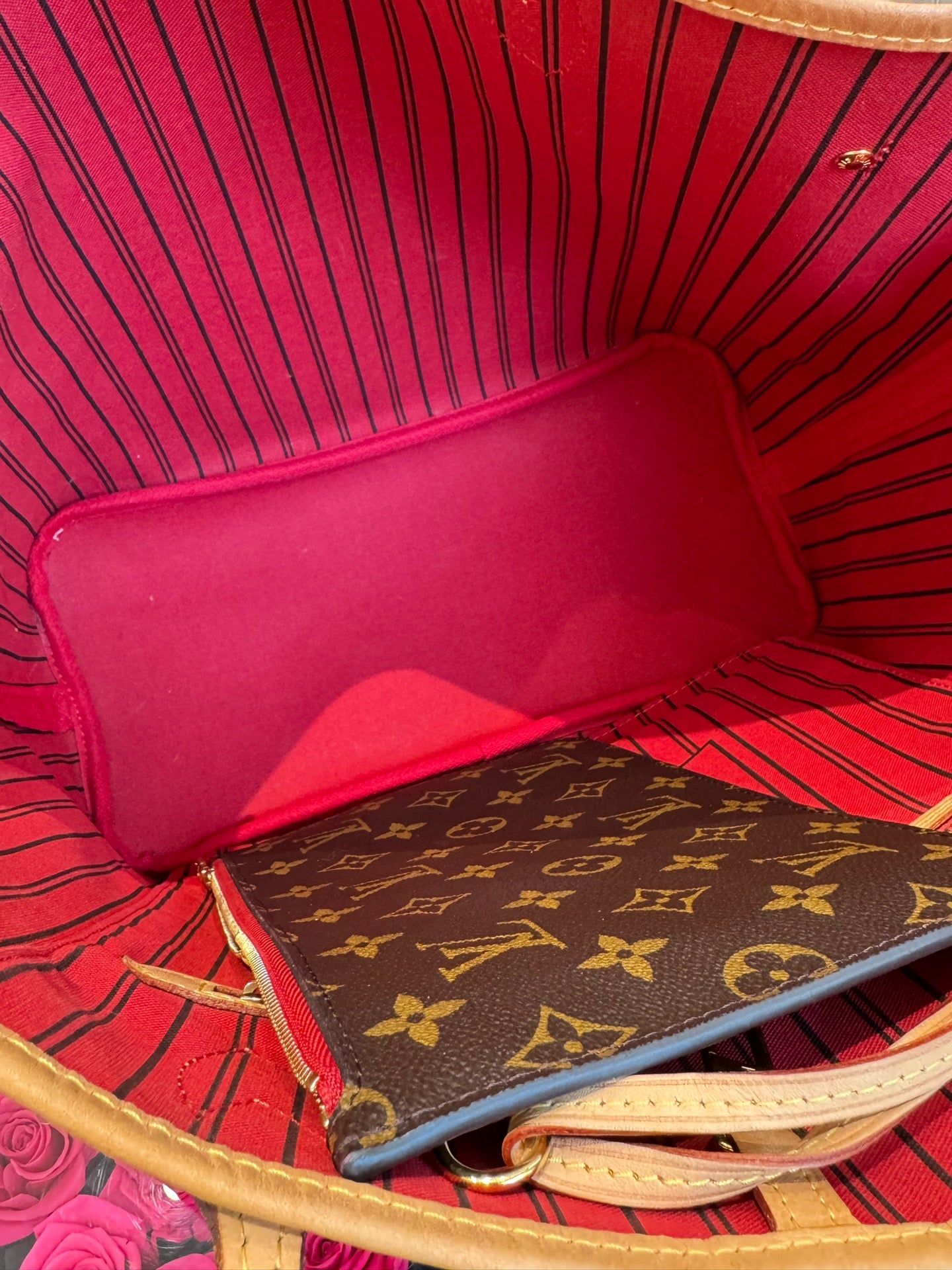 Louis Vuitton - Neverfull - Leather - Brown - (Medium)