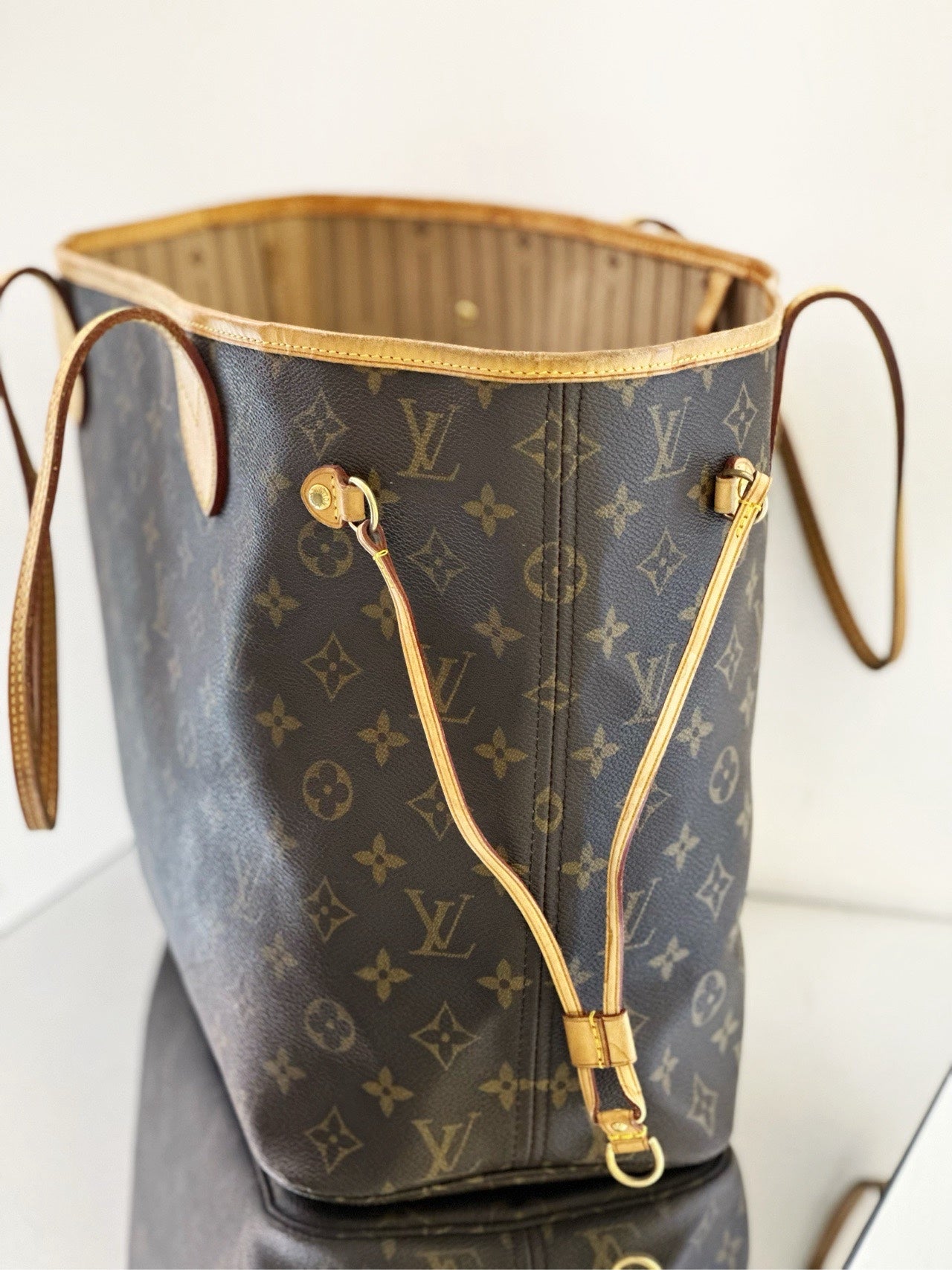 Louis Vuitton - Neverfull - Leather - Brown - (medium)