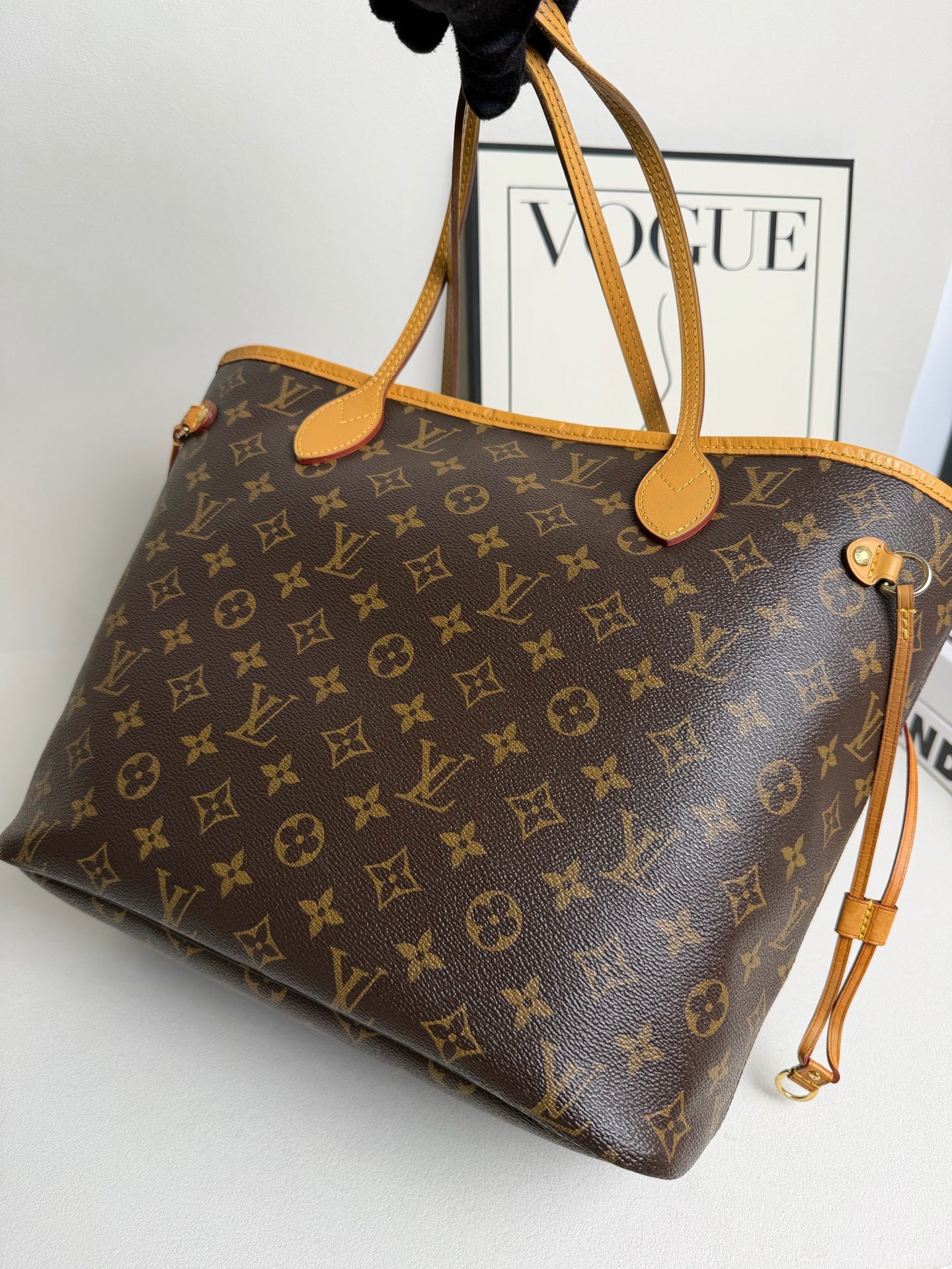 Louis Vuitton - Neverfull - Leather - Brown - (medium)