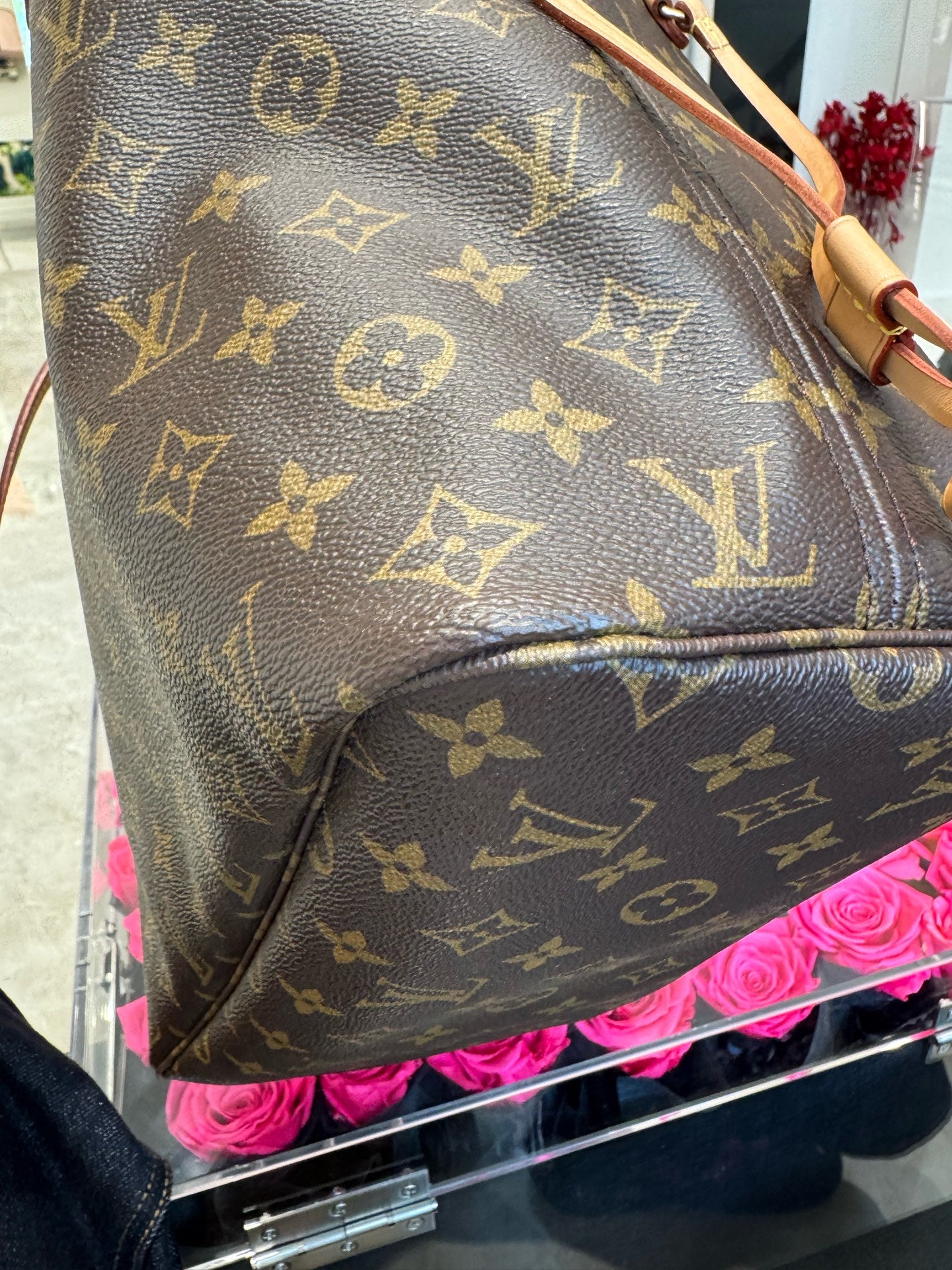 Louis Vuitton - Neverfull - Leather - Brown - (Medium)