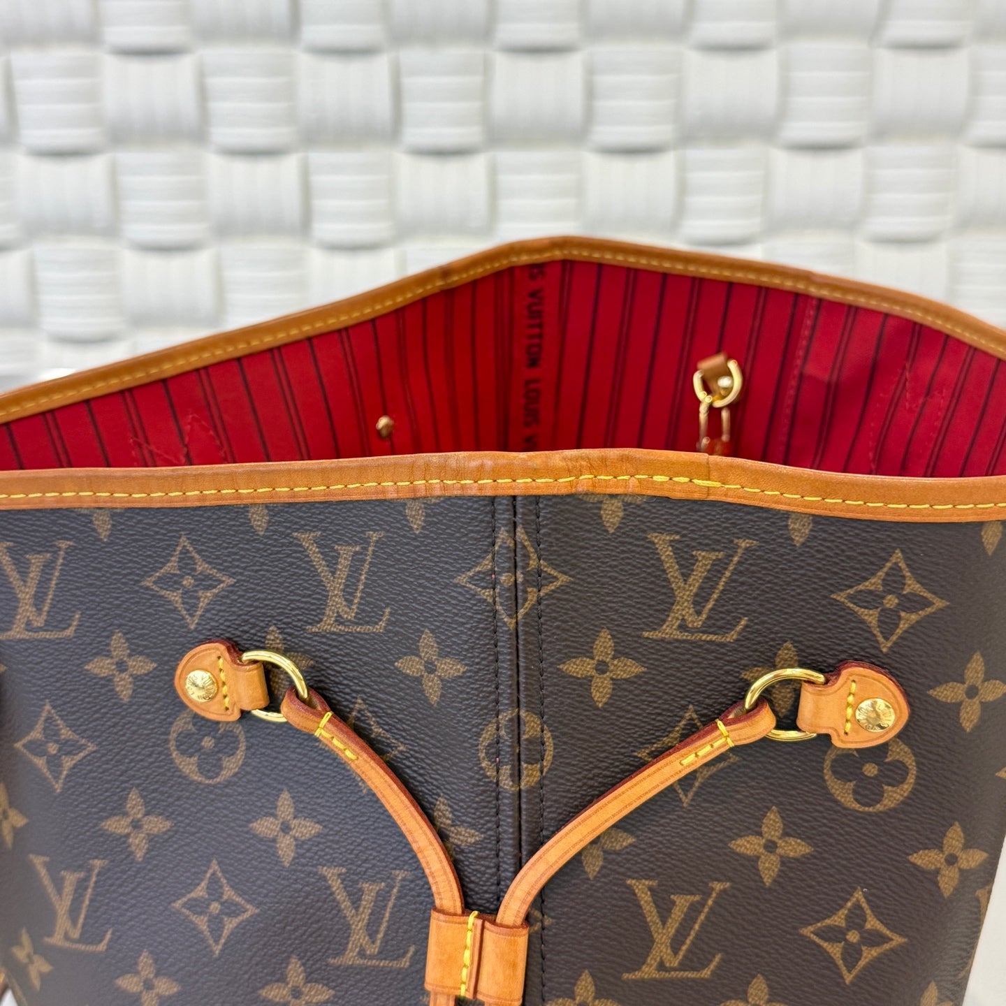 Louis Vuitton - Neverfull - Leather - Brown - (medium)