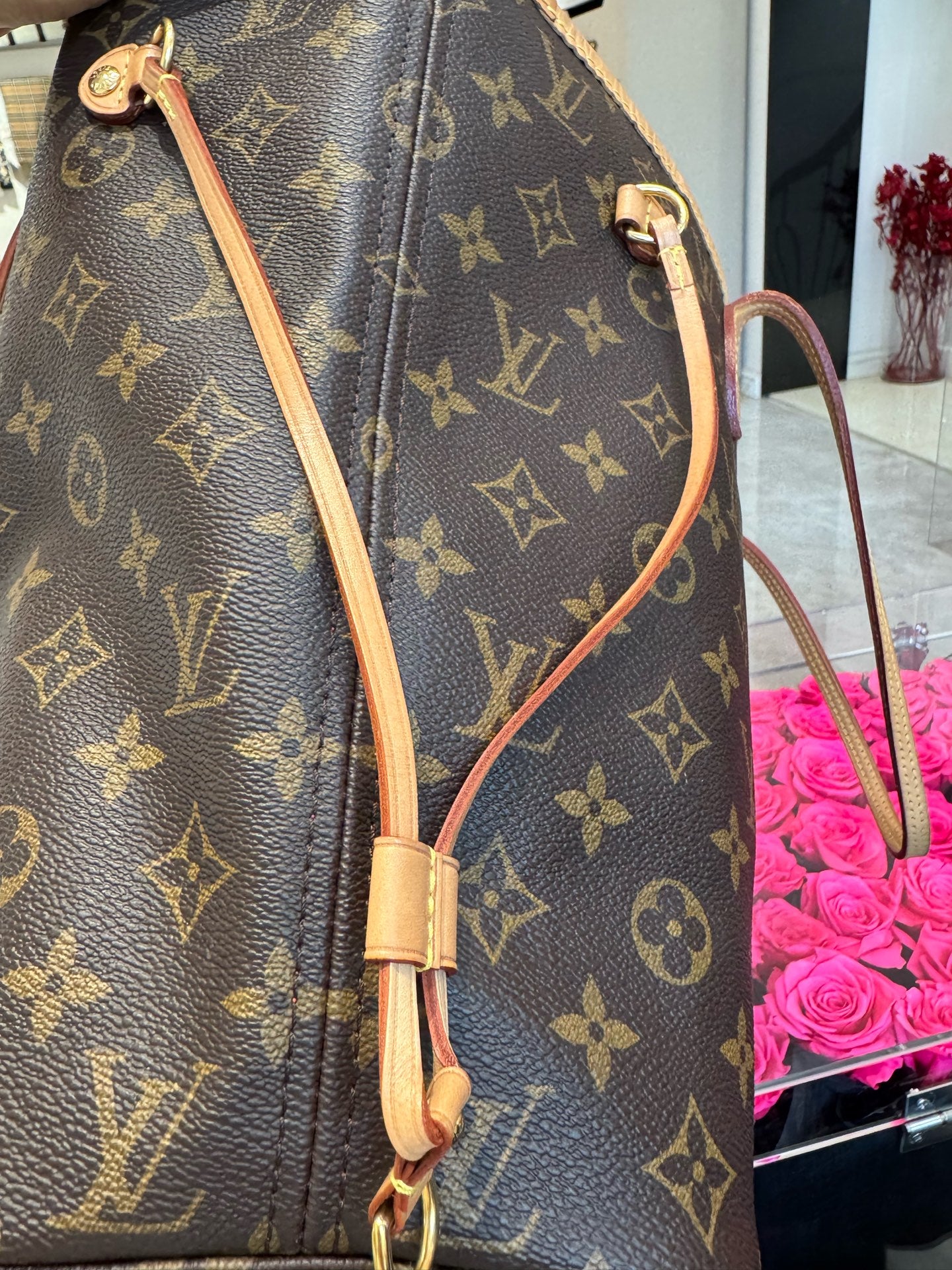 Louis Vuitton - Neverfull - Leather - Brown - (Medium)
