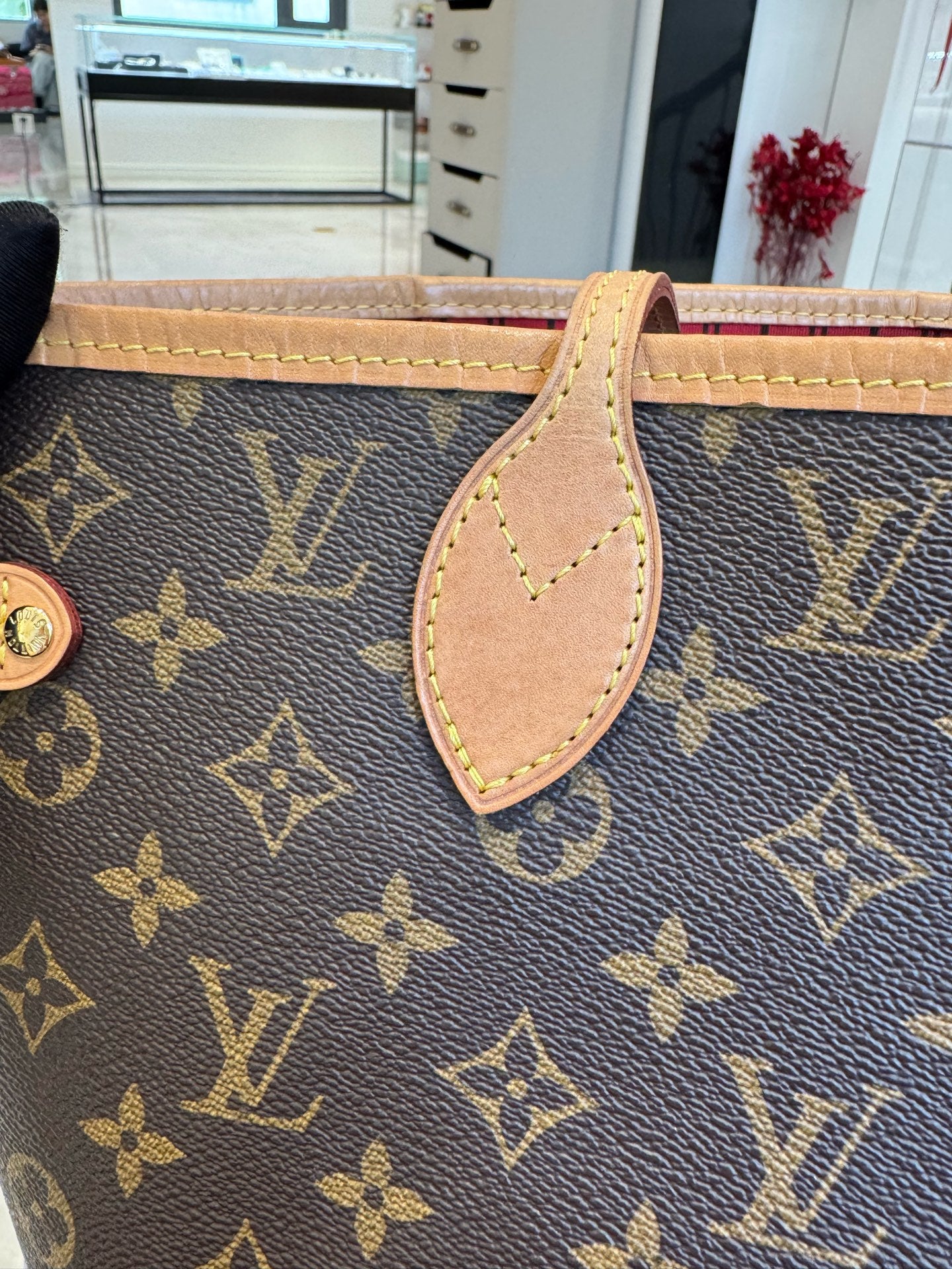 Louis Vuitton - Neverfull - Leather - Brown - (Medium)