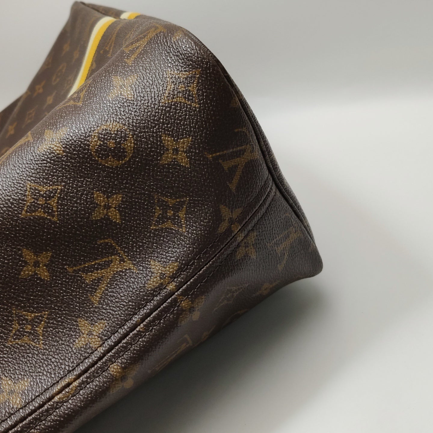 Louis Vuitton - Neverfull - Leather - Brown - (medium)