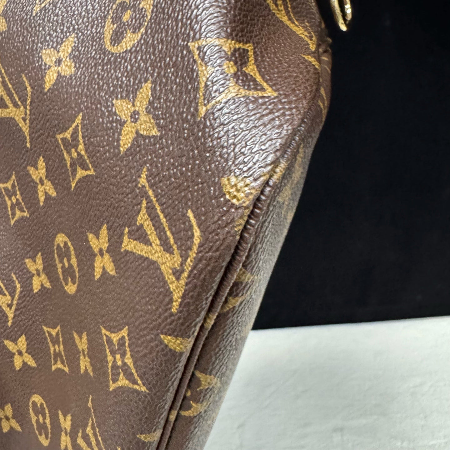 Louis Vuitton - Neverfull - Leather - Brown - (Medium)