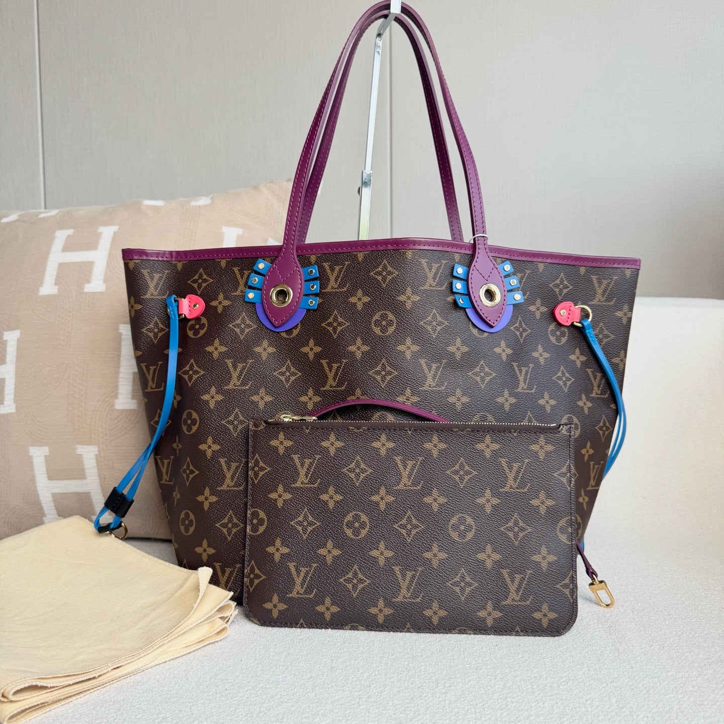 Louis Vuitton - Neverfull Mask Limited Edition - Synthetic - Multicolour - (medium)