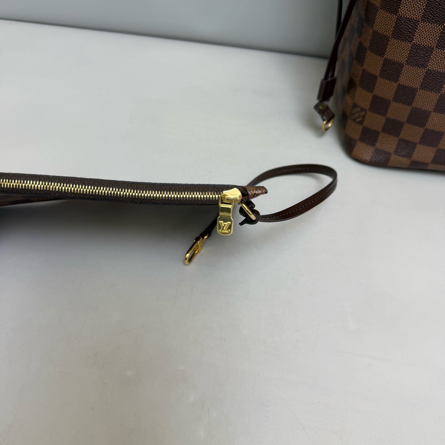 Louis Vuitton - Neverfull MM - Canvas - Brown - (medium)