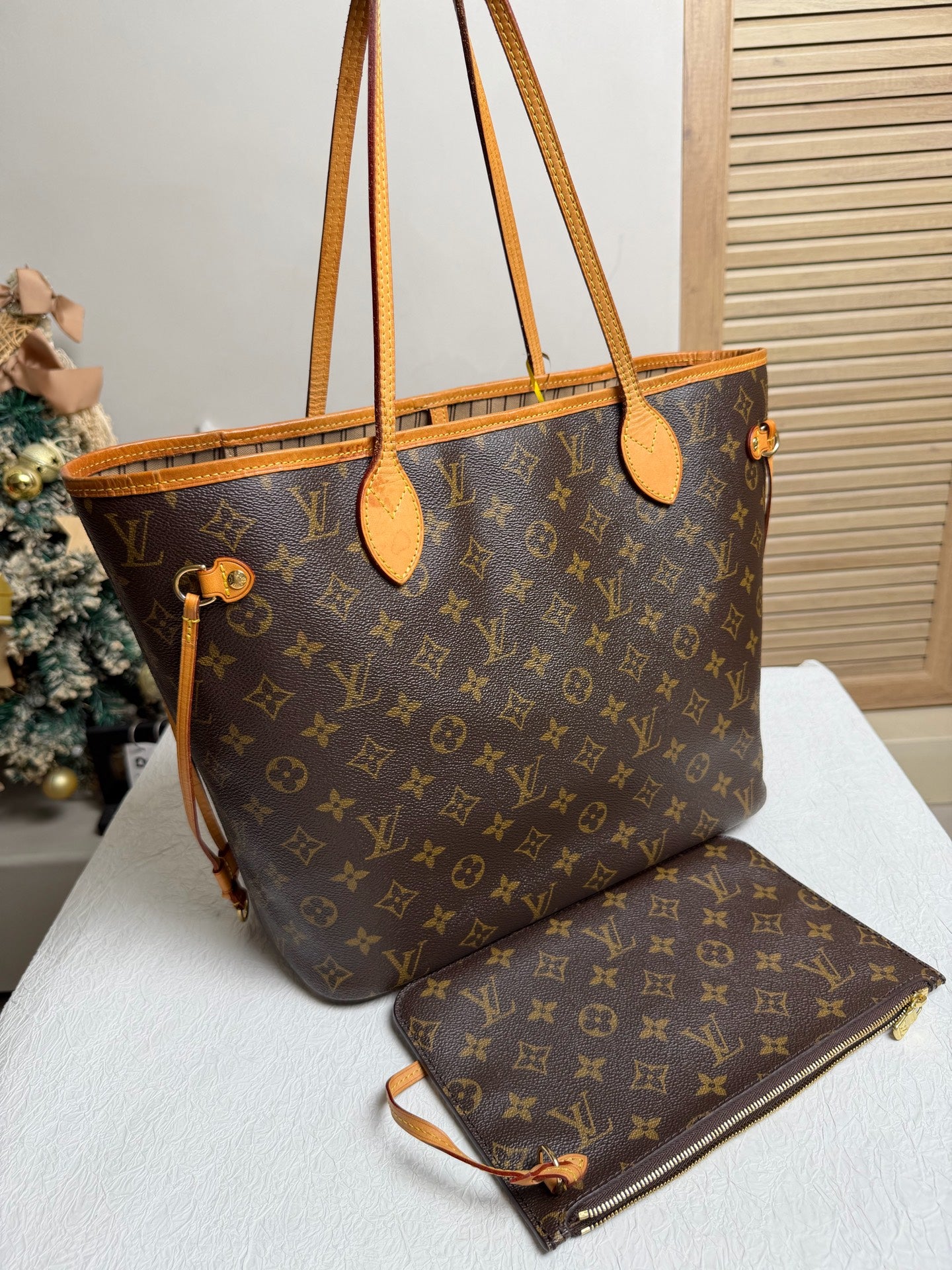 Louis Vuitton - Neverfull MM - Leather - Brown - (Medium)