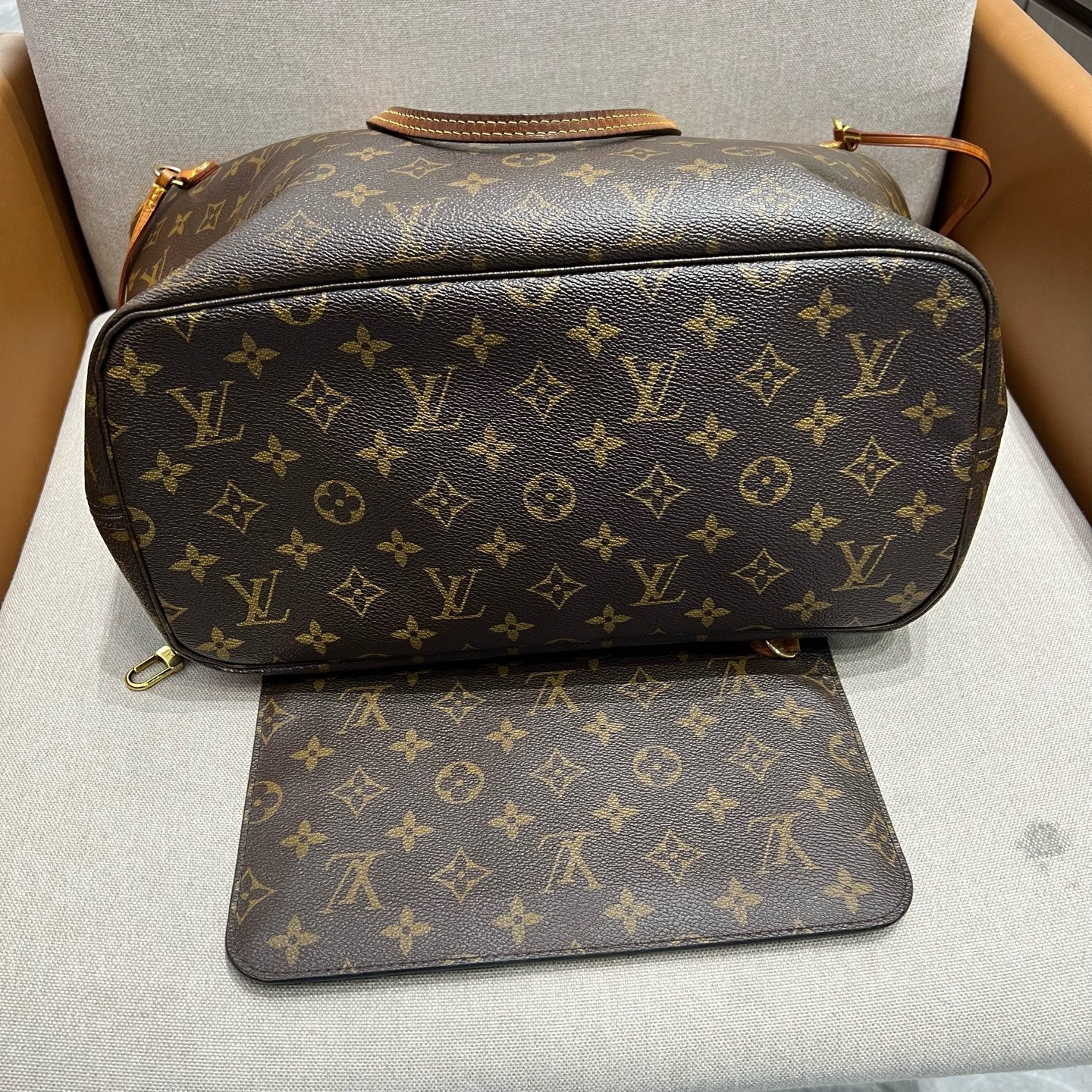 Louis Vuitton - Neverfull MM - Leather - Brown - (medium)
