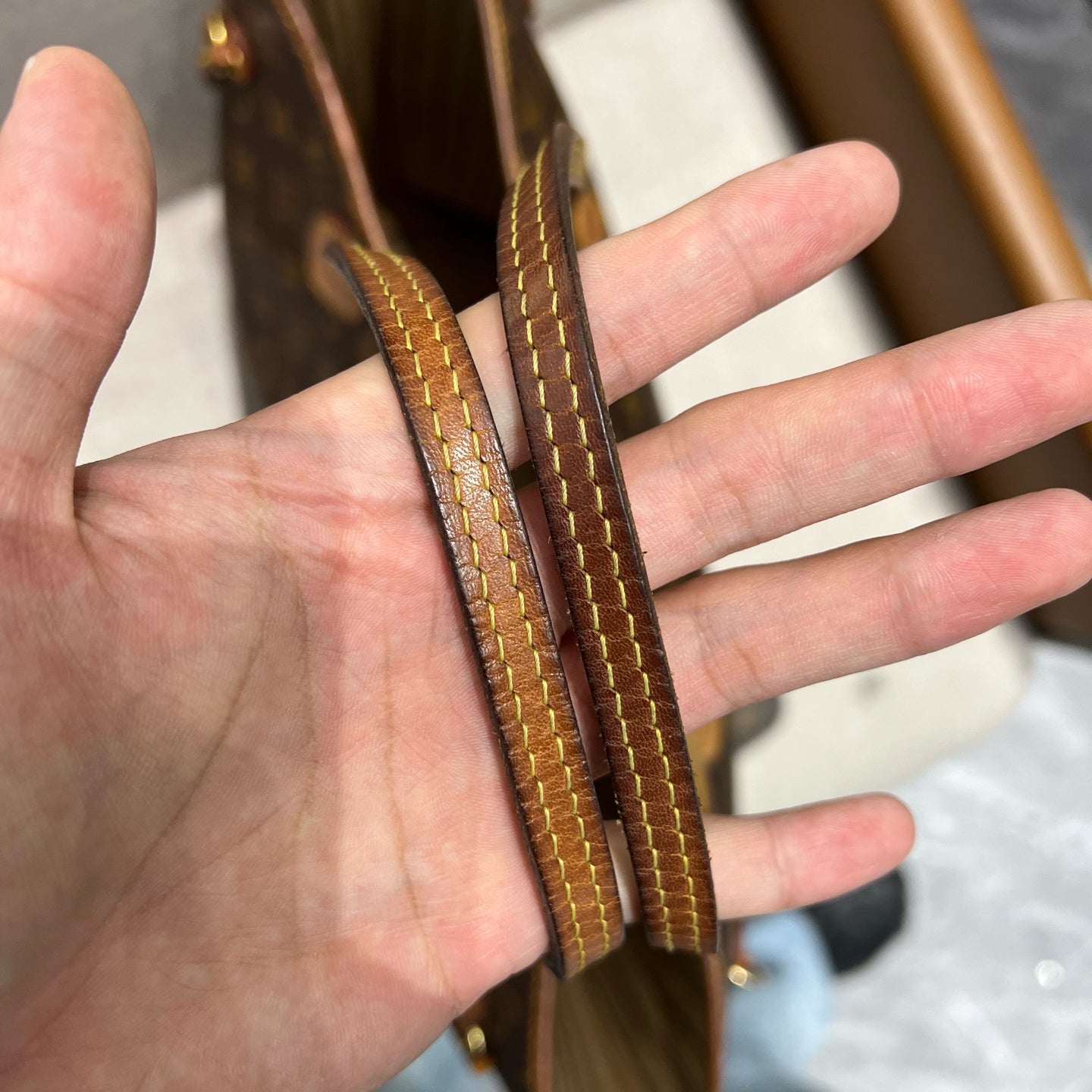 Louis Vuitton - Neverfull MM - Leather - Brown - (medium)