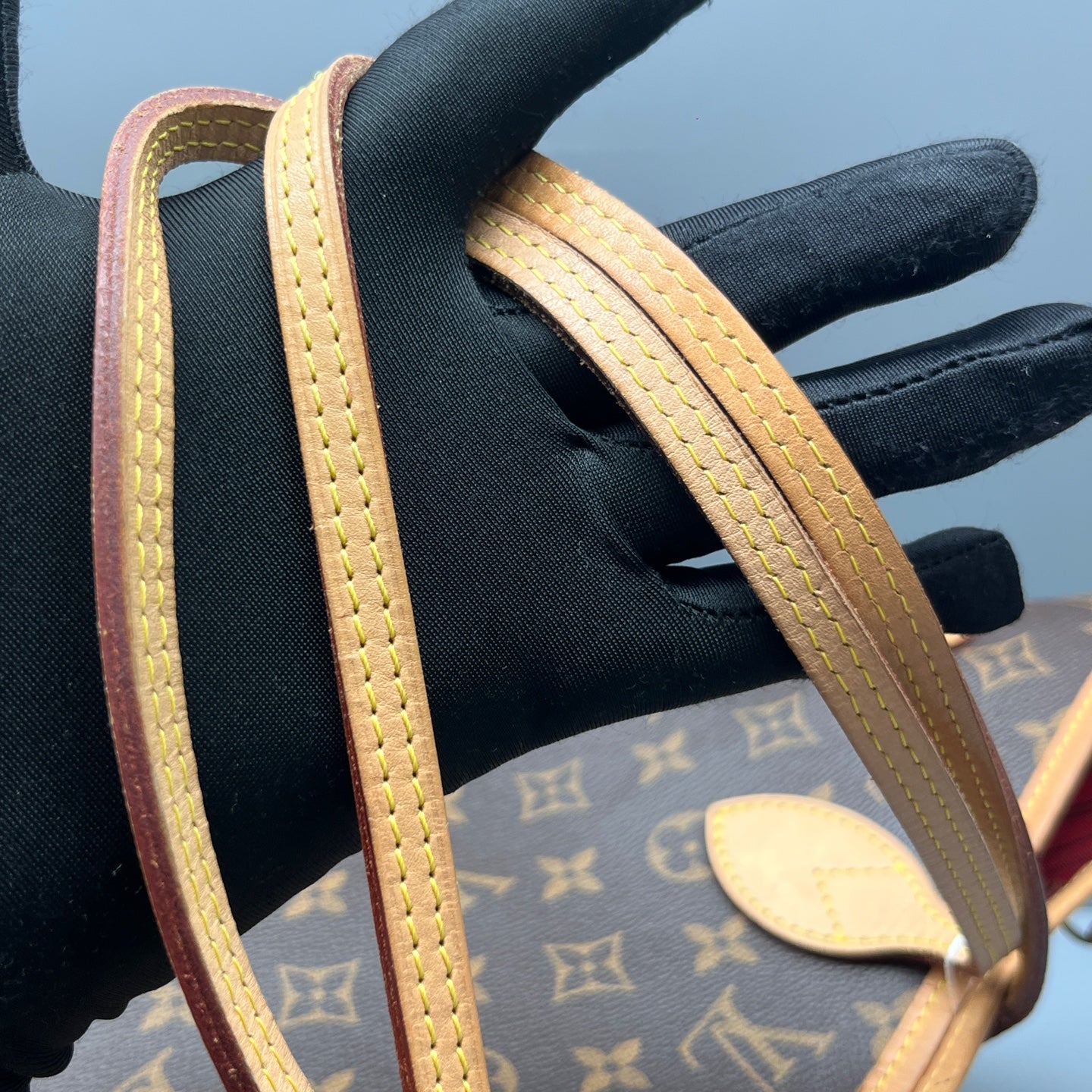 Louis Vuitton - Neverfull MM - Monogram canvas with natural Vachetta leather trim - Brown - (medium)