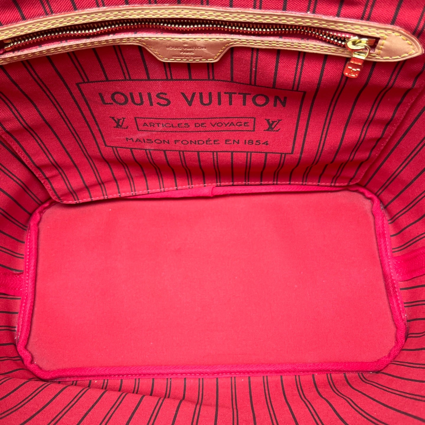 Louis Vuitton - Neverfull MM - Monogram canvas with natural Vachetta leather trim - Brown - (medium)