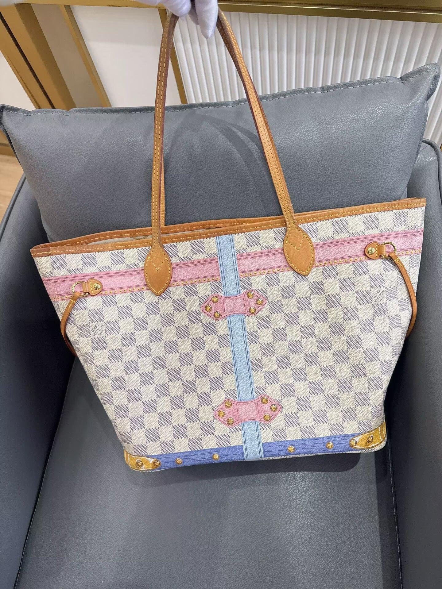 Louis Vuitton - Neverfull MM Palace Series Limited Edition - Damier Azur coated canvas with Vachetta leather trim - White, blue, pink, yellow, red, tan - (Medium)
