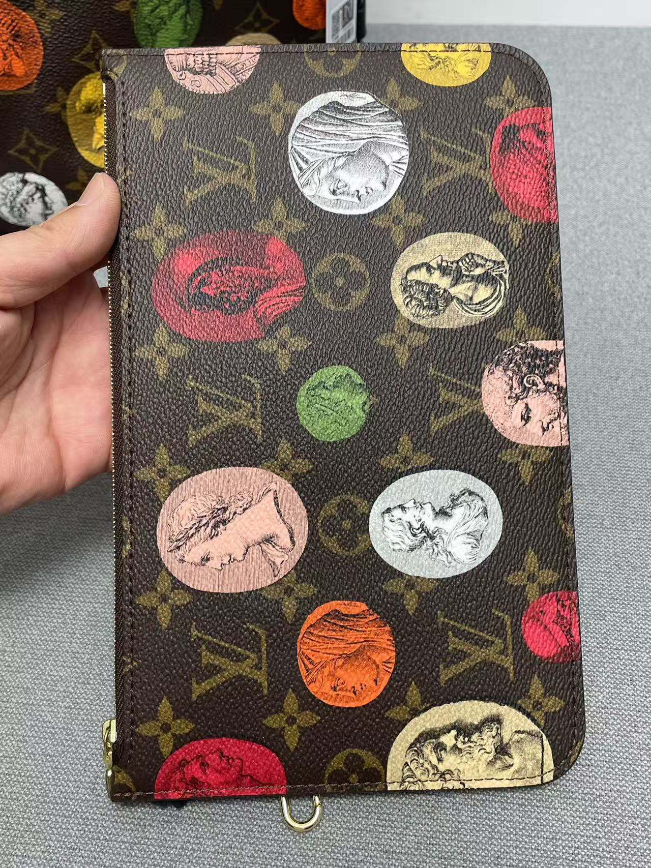Louis Vuitton - Neverfull MM x Fornasetti - Monogram coated canvas with leather trim - Multicolour - (Medium)