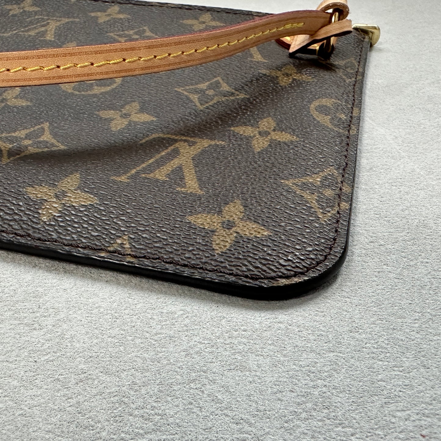 Louis Vuitton - Neverfull Pouch - Cloth - Brown - (mini)