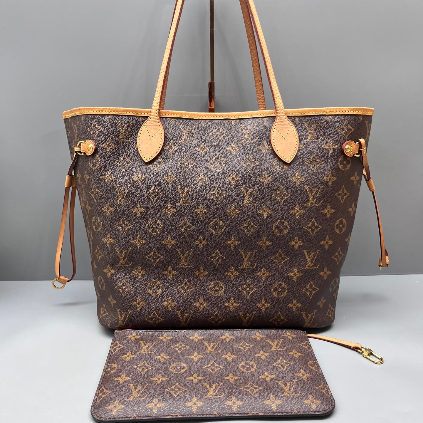 Louis Vuitton - Neverfull - Synthetic - Brown - (medium)