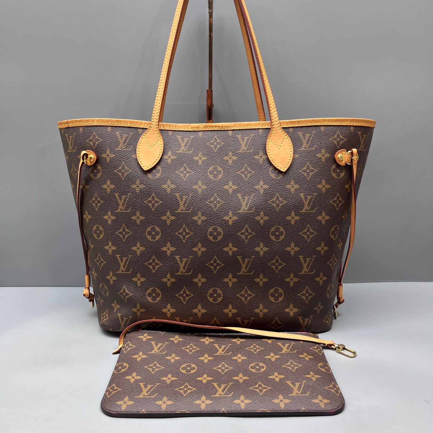 Louis Vuitton - Neverfull - Synthetic - Brown - (Medium)
