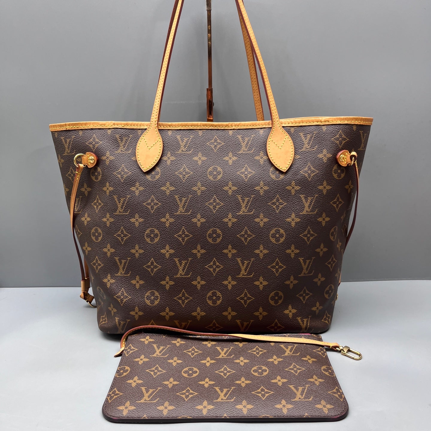 Louis Vuitton - Neverfull - Synthetic - Brown - (Medium)