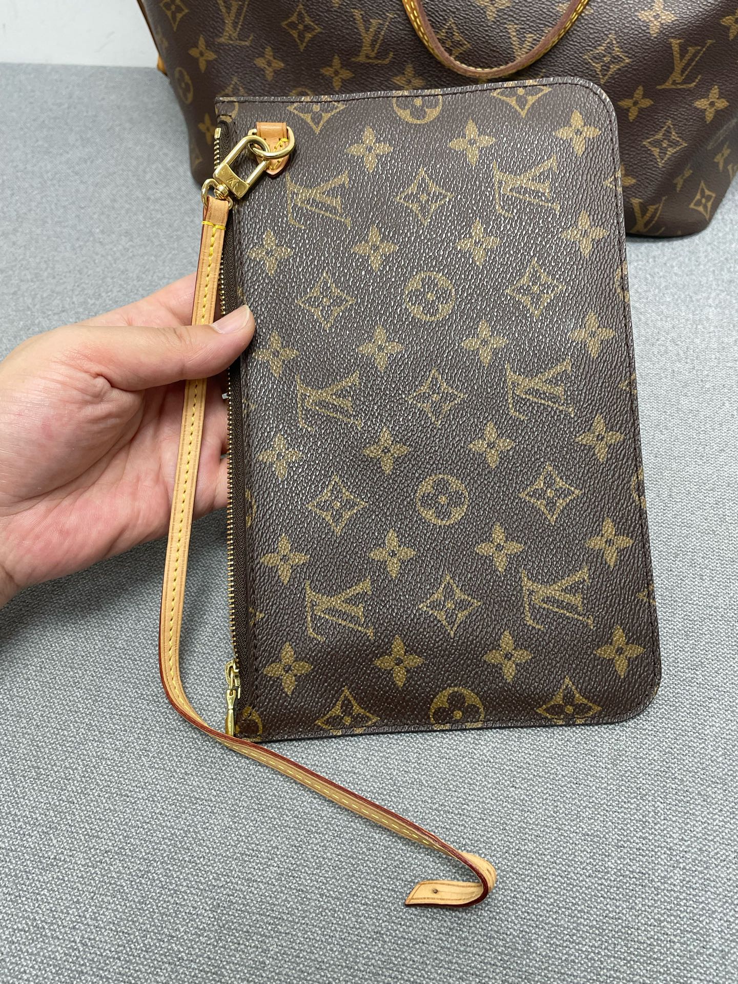 Louis Vuitton - Neverfull - Synthetic - Brown - (medium)