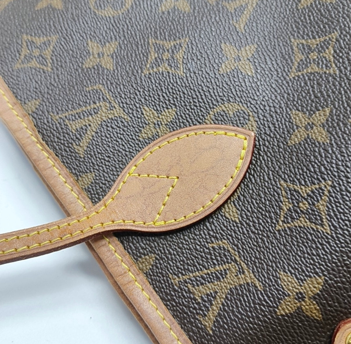 Louis Vuitton - Neverfull - Synthetic - Brown - (medium)