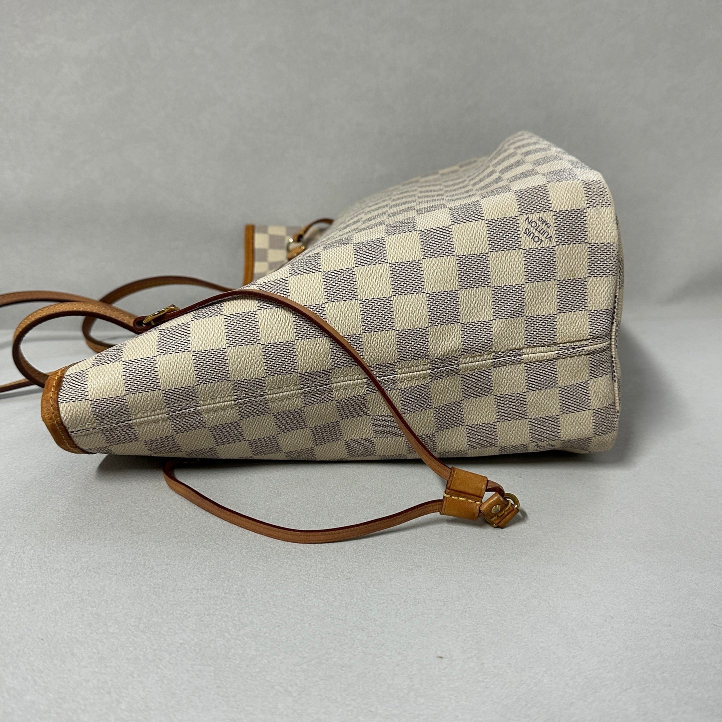 Louis Vuitton - Neverfull - Synthetic - White - (medium)