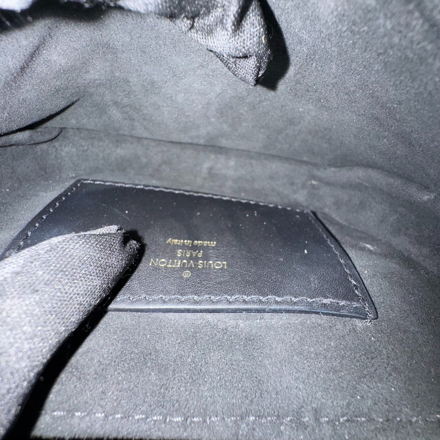 Louis Vuitton New Wave Leather Black - view 2