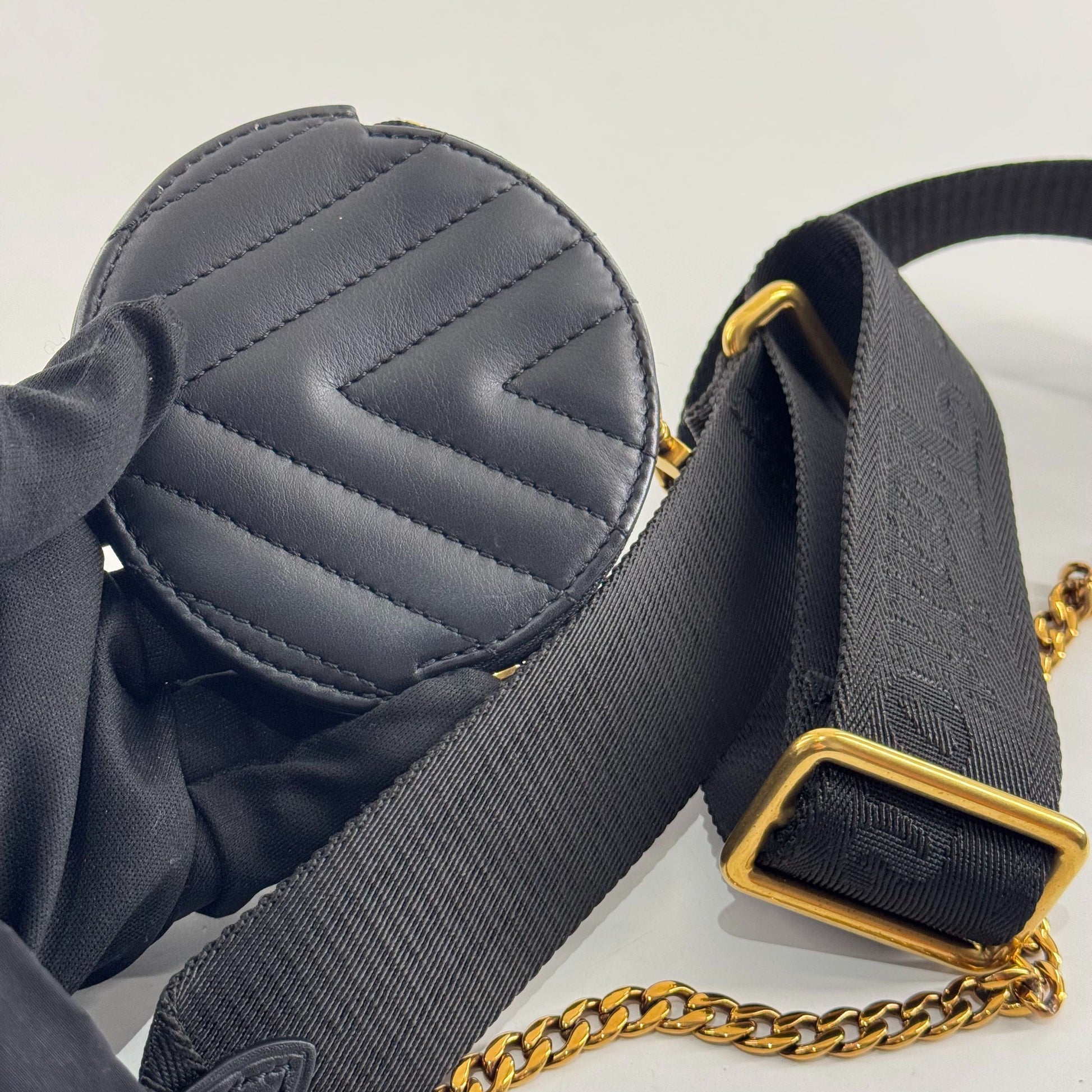 Louis Vuitton New Wave Leather Black - view 7