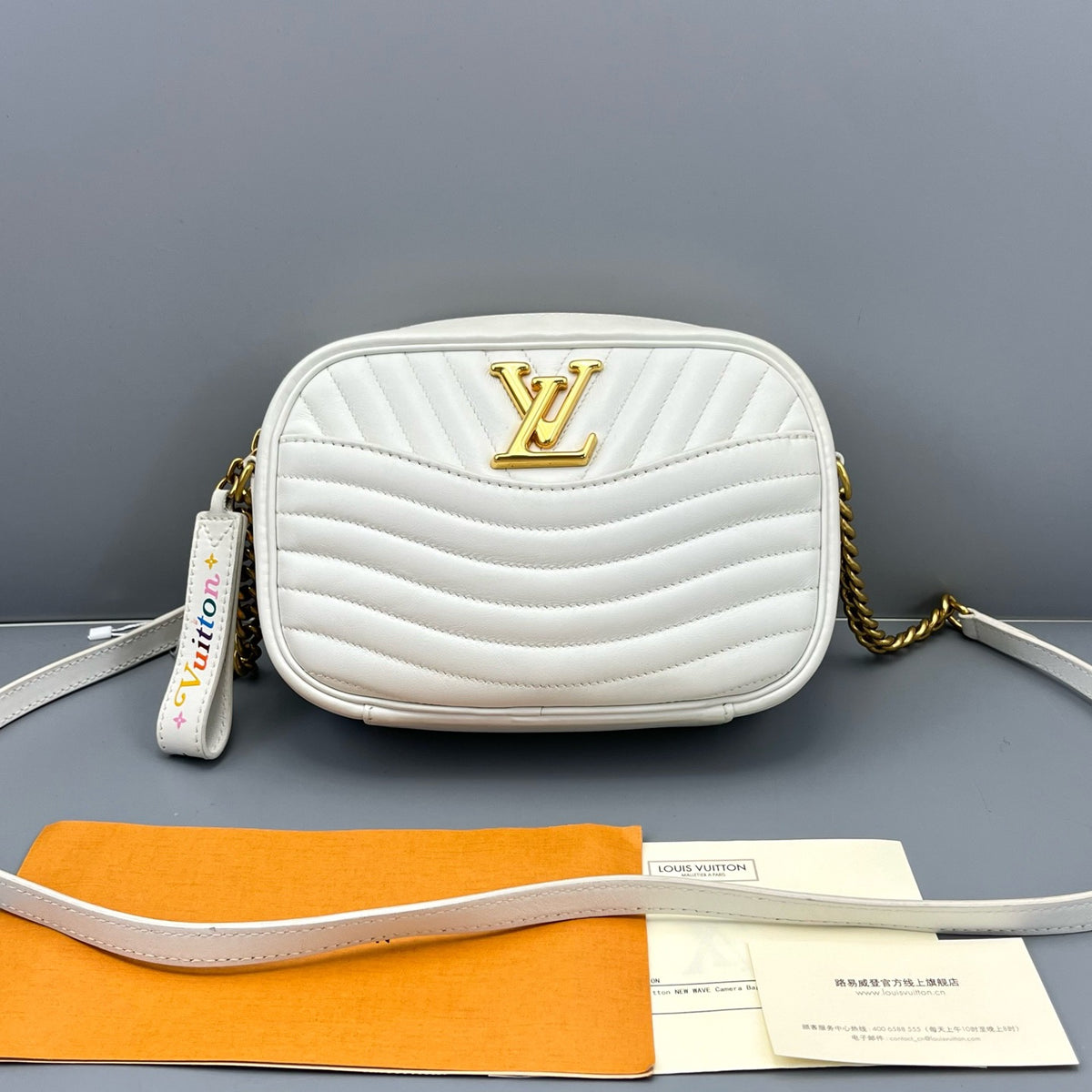 Louis Vuitton - New Wave Camera Bag - Leather - White - (mini)