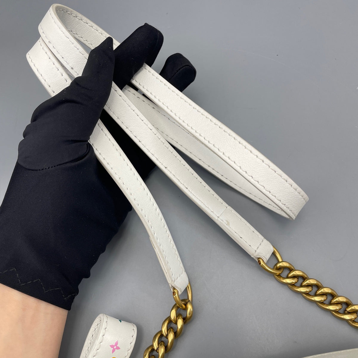 Louis Vuitton - New Wave Camera Bag - Leather - White - (mini)