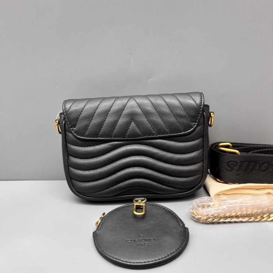 Louis Vuitton - New Wave Chain Bag - Leather - Black - (mini)