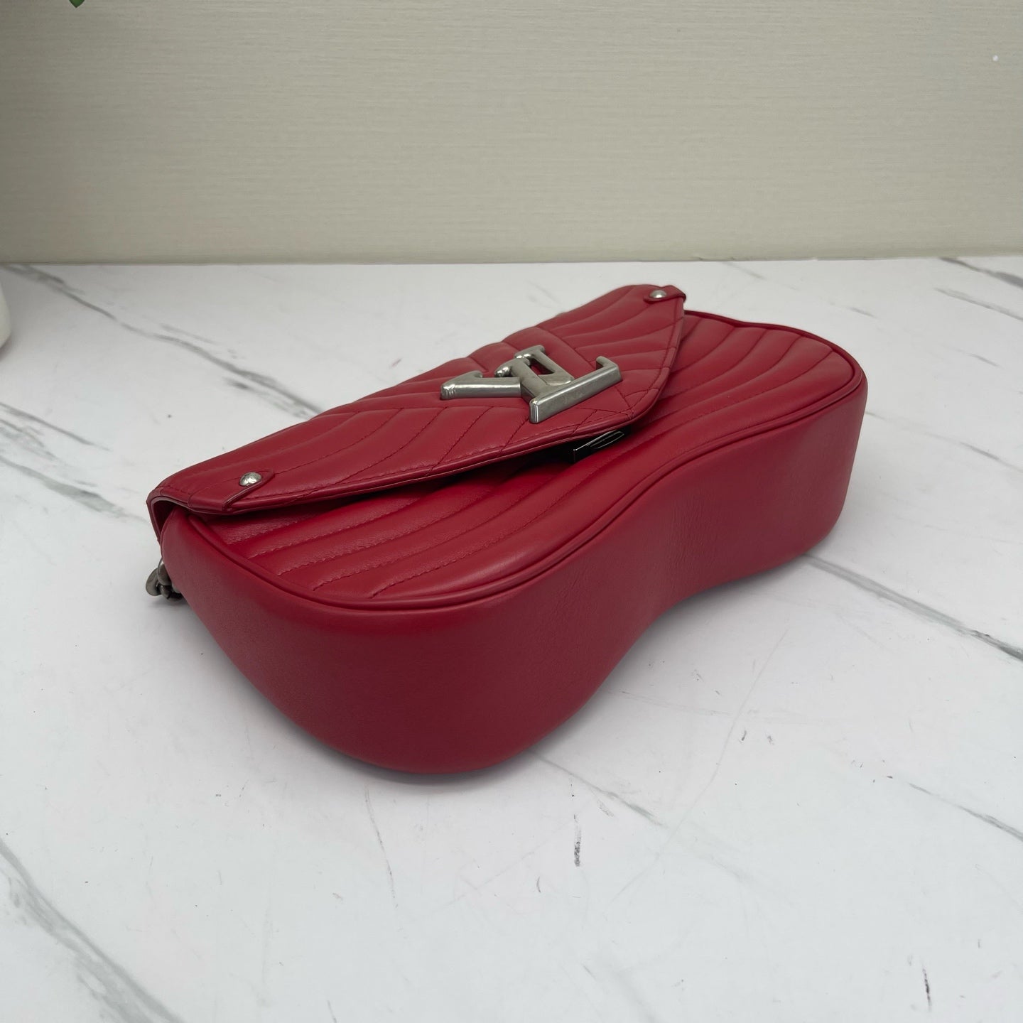 Louis Vuitton - New Wave Chain Bag - Leather - Red - (small)