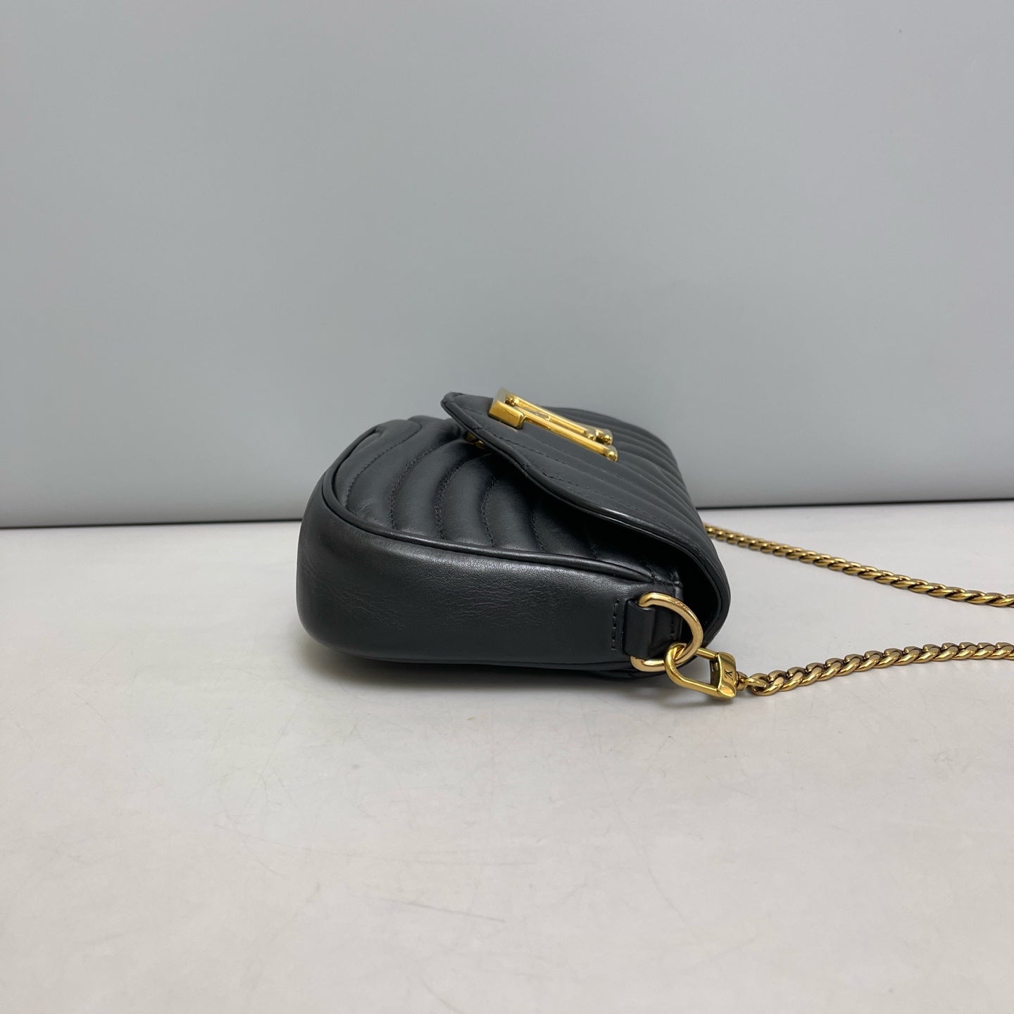 Louis Vuitton - New Wave Chain Bag PM - Leather - Black - (mini)