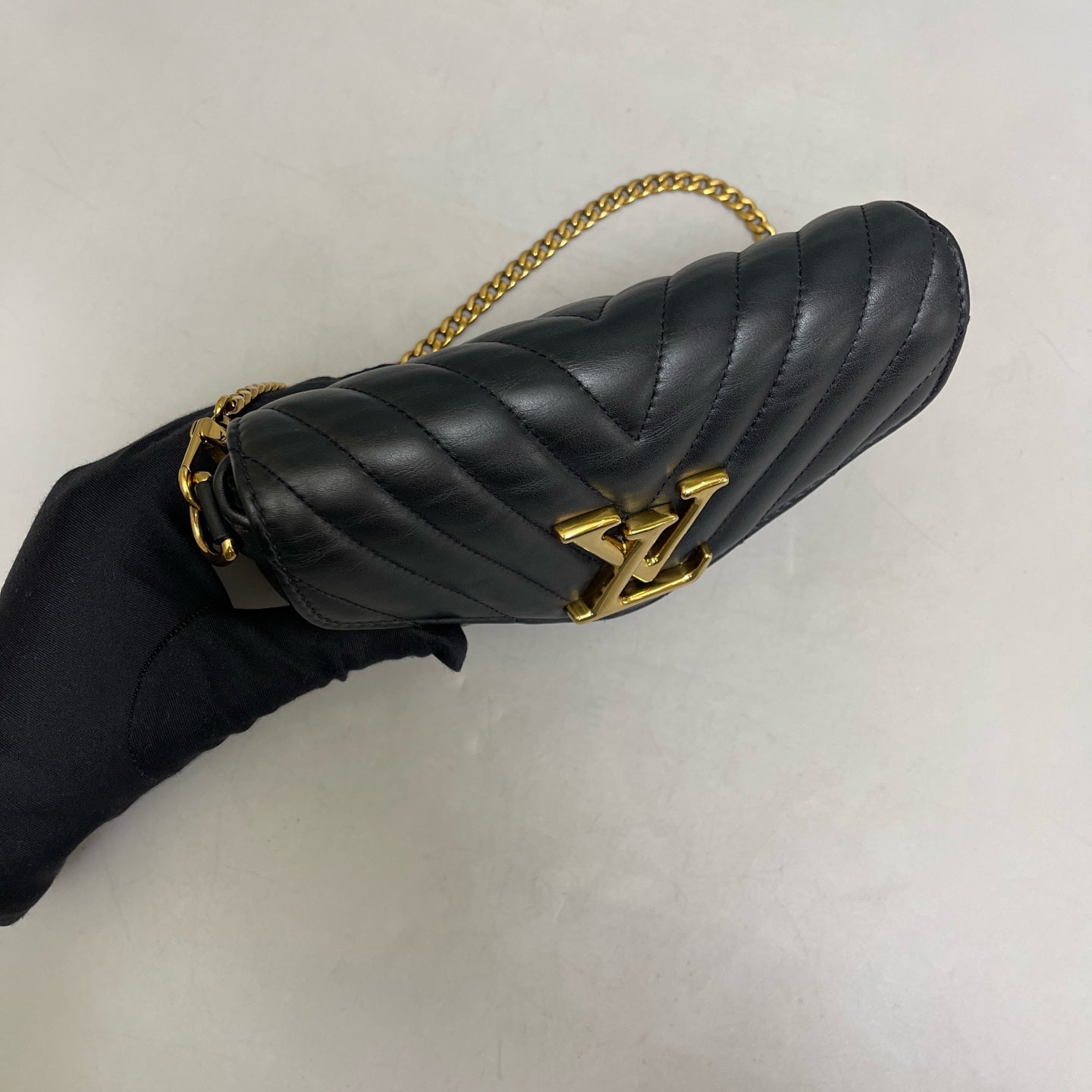 Louis Vuitton - New Wave Chain Bag PM - Leather - Black - (mini)