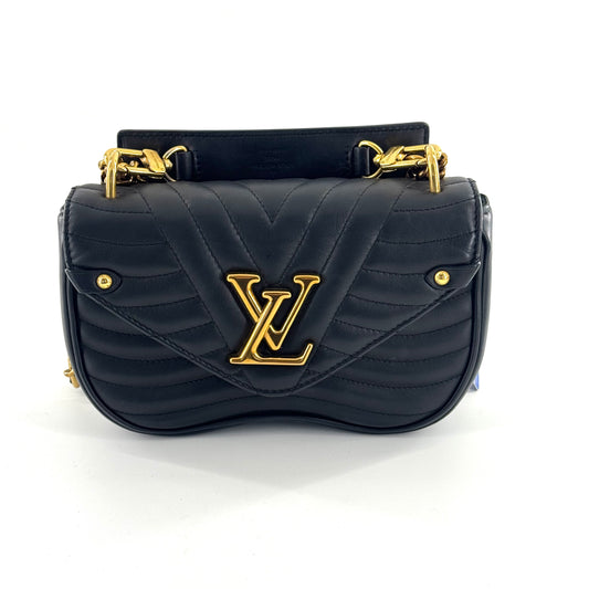 Louis Vuitton - New Wave Chain Bag - Quilted leather - Black with Gold-Tone Hardware - (Mini)