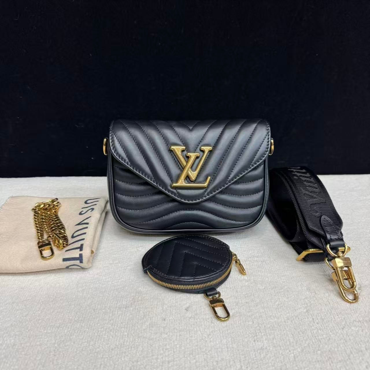 Louis Vuitton - New Wave - Leather - Black - (mini)