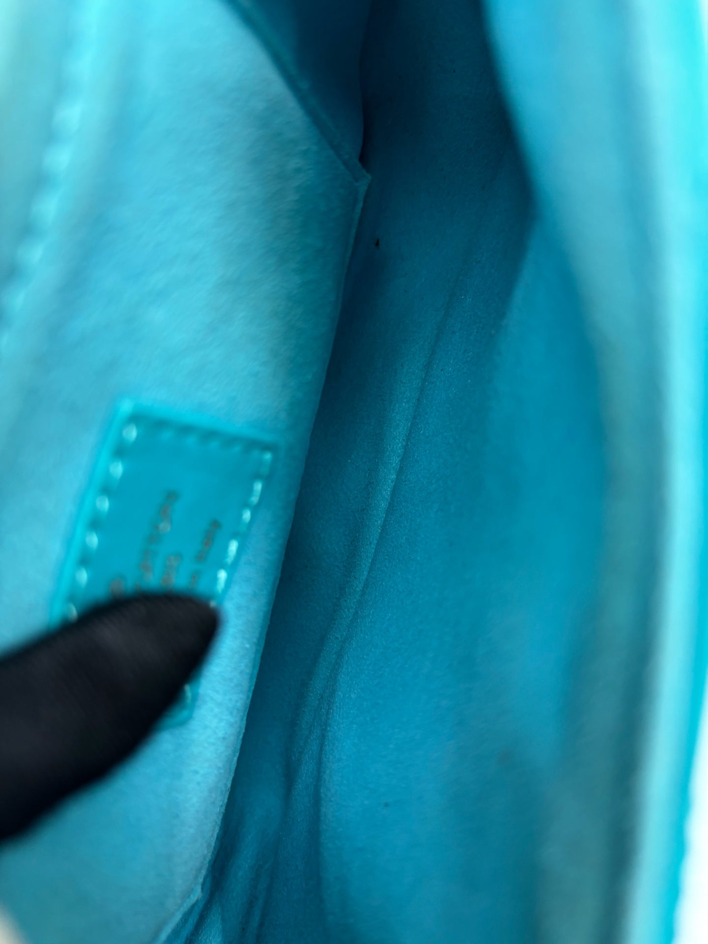 Louis Vuitton - New Wave - Leather - Blue - (small)