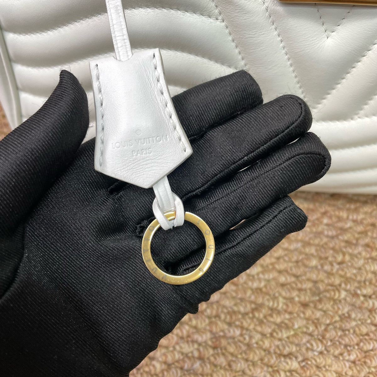 Louis Vuitton - New Wave - Leather - White