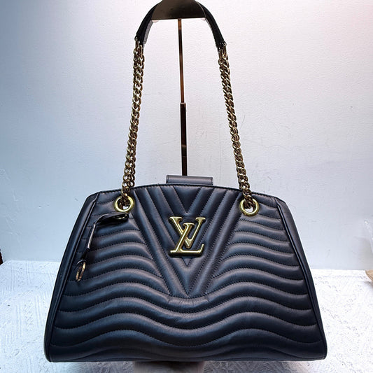 Louis Vuitton - New Wave Tote - Leather - Black with Gold-Tone Hardware - (medium)