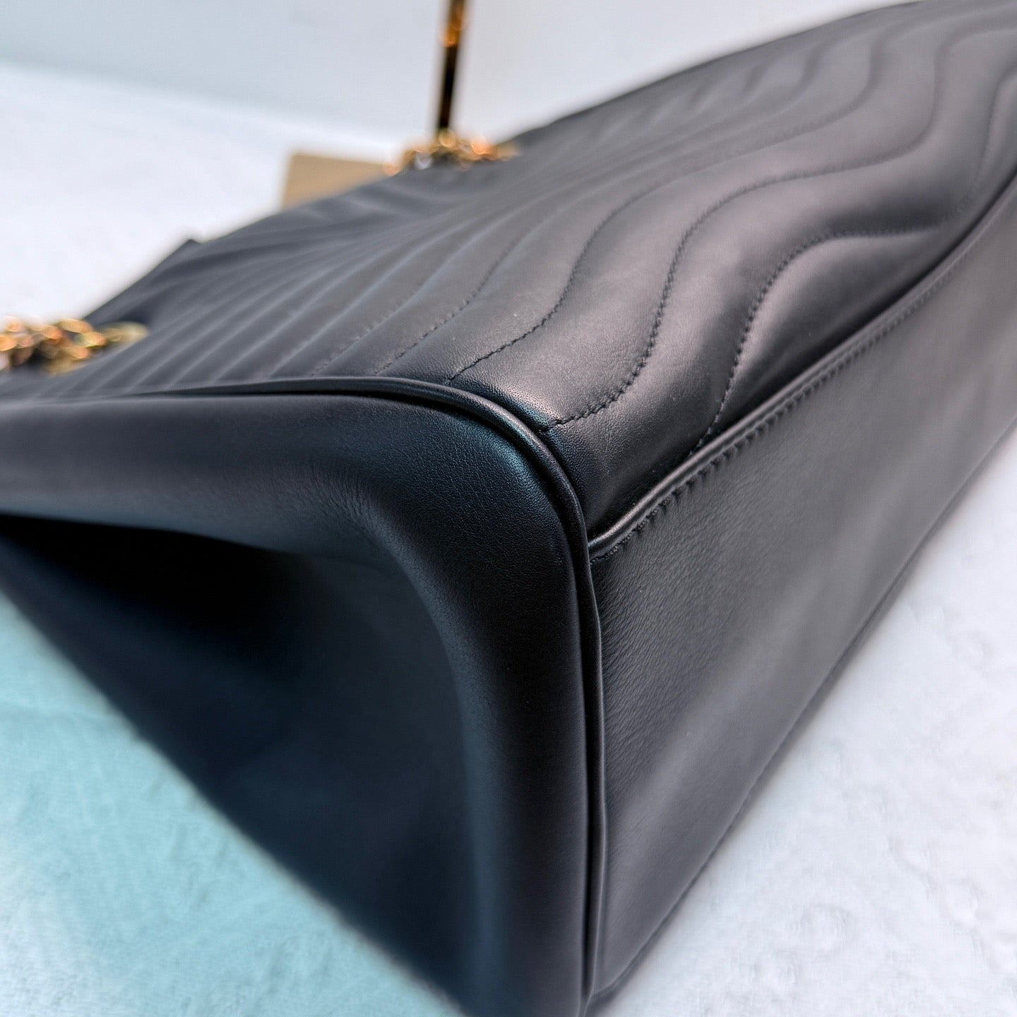 Louis Vuitton - New Wave Tote - Leather - Black with Gold-Tone Hardware - (medium)