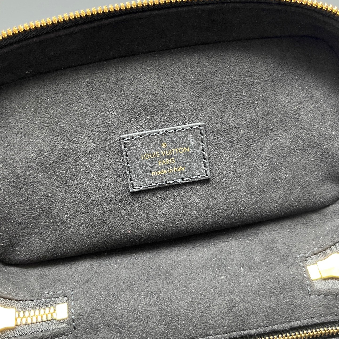 Louis Vuitton - Nice Mini Vanity Bag - Grained leather - Black - (Small)