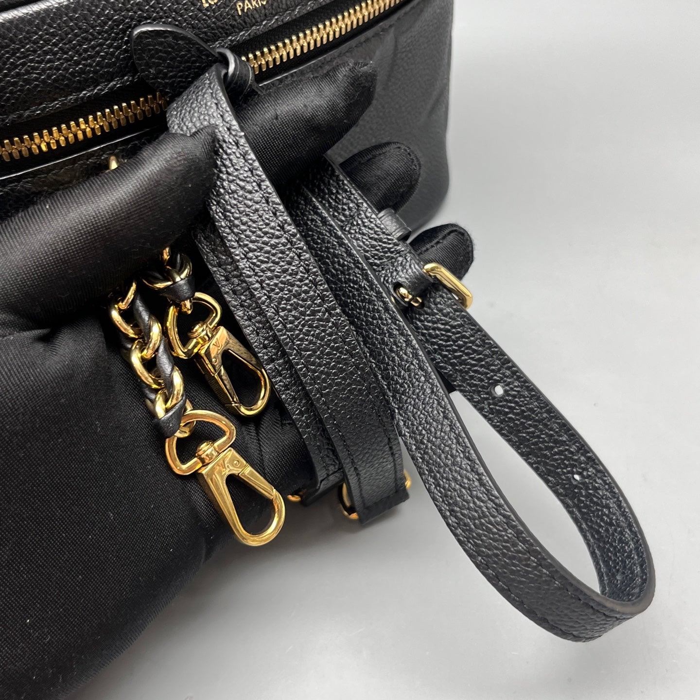 Louis Vuitton - Nice Mini Vanity Bag - Grained leather - Black - (Small)