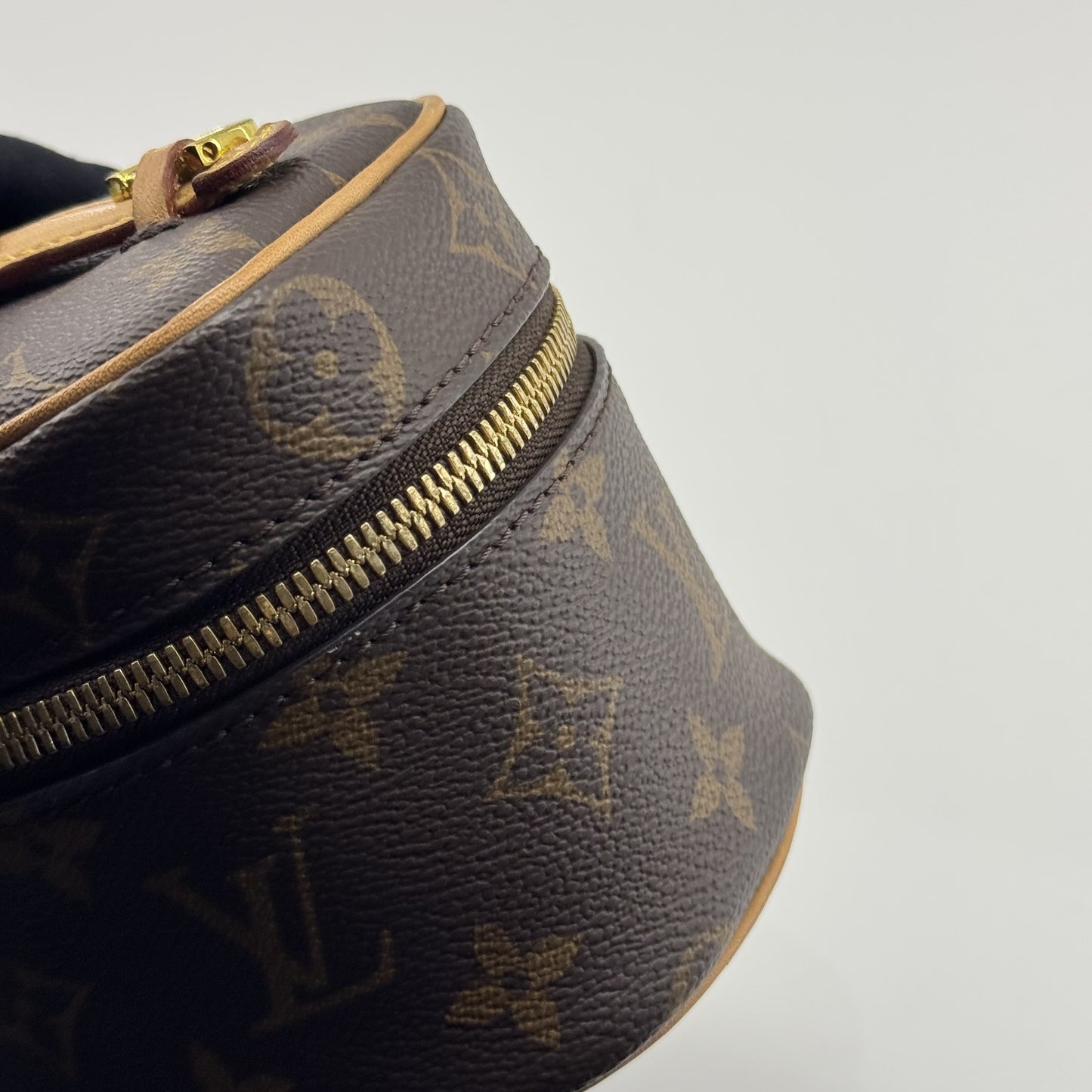 Louis Vuitton - Nice nano - Leather - Brown - (mini)