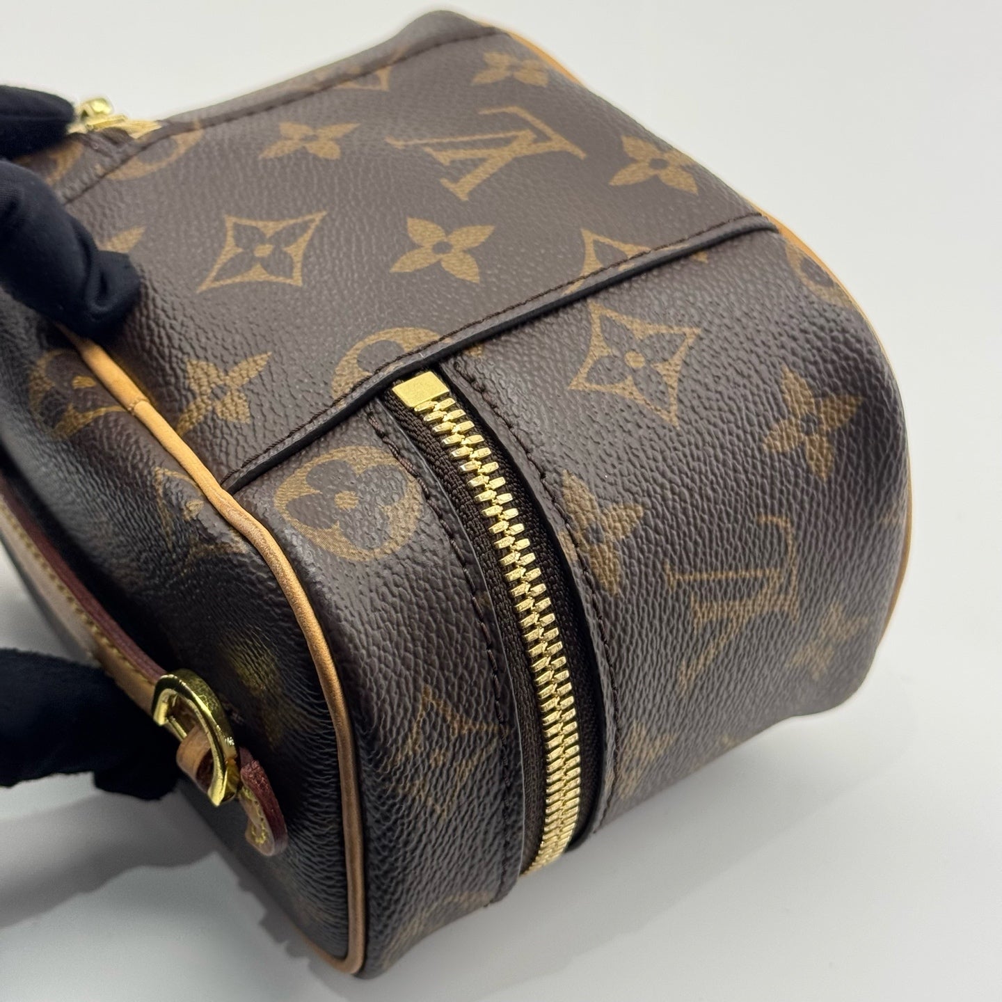 Louis Vuitton - Nice nano - Leather - Brown - (mini)