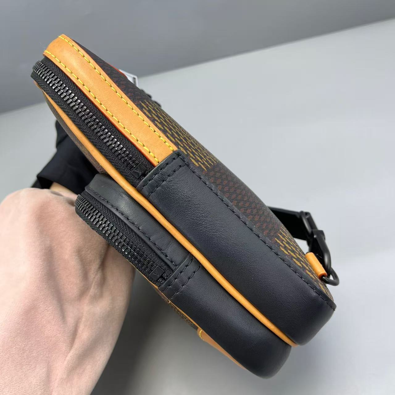 Louis Vuitton - Nigo Collaboration Camera Bag - Monogram and Damier Ebene coated canvas with smooth leather trim - Brown - (small)