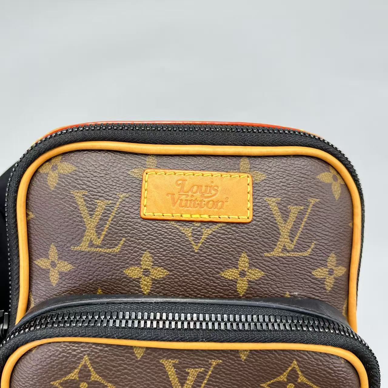 Louis Vuitton - Nigo Collaboration Camera Bag - Monogram and Damier Ebene coated canvas with smooth leather trim - Brown - (small)