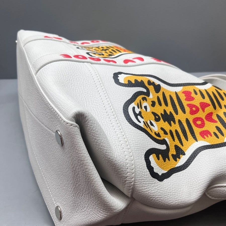Louis Vuitton - Nigo Tiger Print Tote Bag - Leather - White - (Large)