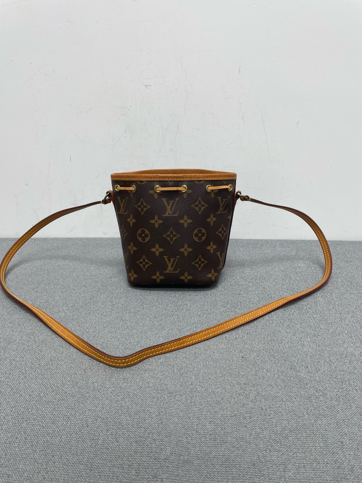 Louis Vuitton - Noé BB - Leather - Brown - (mini)