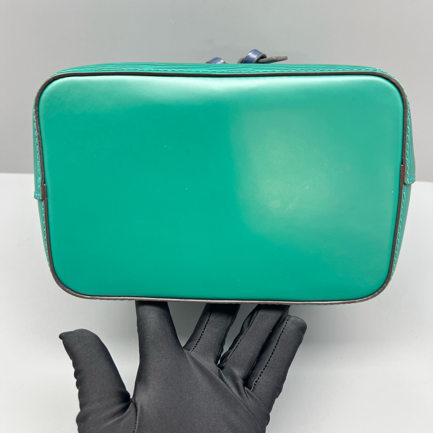 Louis Vuitton - Noe BB - Leather - Green - (mini)